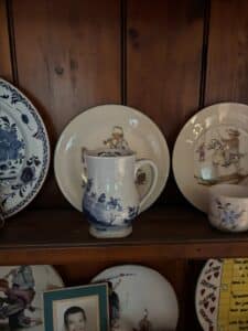 Spode-The-Fables-Blue-and-White-Pitcher-second-image