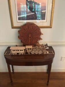 Wooden-Mechanical-Model-Ferris-Wheel-and-Train-Set