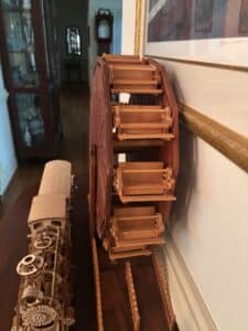 Wooden-Mechanical-Model-Ferris-Wheel-and-Train-Set-second-image
