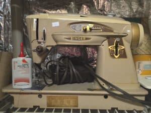 Singer-A-Sewing-Machine