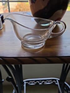 Williams-Sonoma-New-Sauce-Gravy-Boat