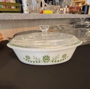 Glasbake-Green-Daisy-Oval-Casserole-with-Lid