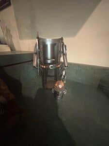 Handmade-Metal-Robot-Wine-Bottle-Holder