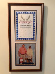 UCI-International-Champion-Dog-Certificate-and-Commemorative-Photo
