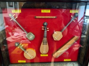 Vintage-Chinese-Miniature-Musical-Instrument-Shadow-Box-Display-1