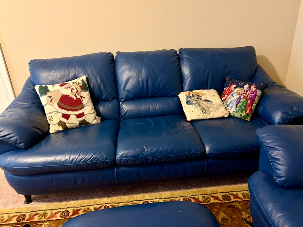 Fantastic Blue Moon Estate: Furniture, Decor, Wall Art, Jewelry, Outdoor Decor, Kitchen