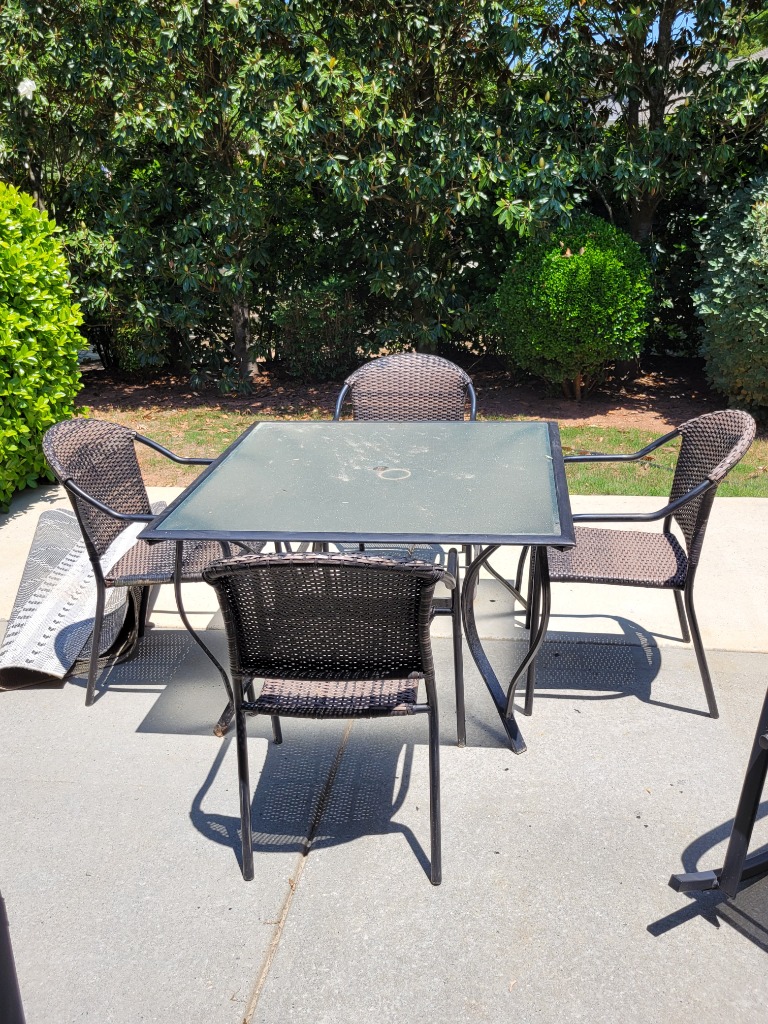 Blue Moon Estate Sale With Wonderful Items in Sun City*