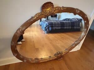 Ornate-Giltwood-Oval-Mirror-with-Shell-and-Acanthus-Leaf-Motif