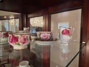 Royal-Albert-Old-English-Rose-Teacup-Saucer-and-Creamer-Set