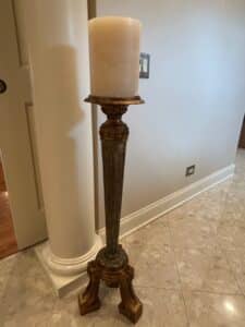 Vintage-Bronze-Neoclassical-Corinthian-Style-Pedestal-Candle-Holder