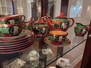 Vintage-Japanese-Hand-Painted-Porcelain-Tea-Set-with-Gold-Scrolling