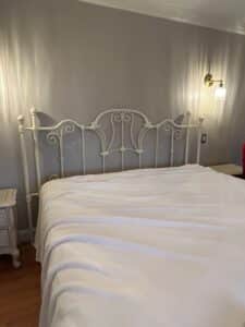 Vintage-White-Wrought-Iron-Headboard