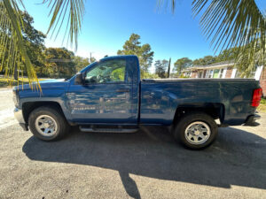 Chevrolet-Silverado-Regular-Cab-Pickup-Truck-B-third-image