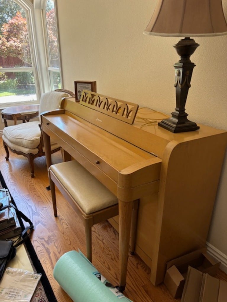 Elegant Finds and Unique Treasures in Walnut Creek Await!