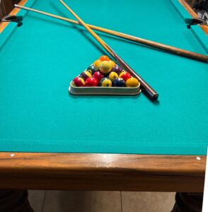 Brunswick-Vintage-Pool-Table-sixth-image