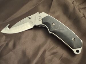 Buck-Alpha-Hunter-Folding-Knife