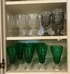 Turquoise-Dinnerware-Set-and-Assorted-Glassware-third-image