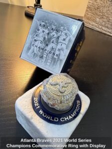 Atlanta-Braves-World-Series-Champions-Commemorative-Ring-with-Display-Base-and-Box-second-image
