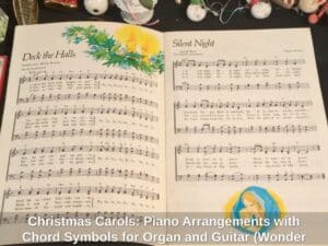 Christmas-Carols-Piano-Arrangements-with-Chord-Symbols-for-Organ-and-Guitar-Wonder-Book-second-image