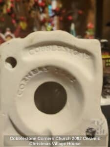 Cobblestone-Corners-Church-Ceramic-Christmas-Village-House-third-image