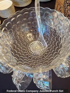 Federal-Glass-Company-Jubilee-Punch-Set-second-image