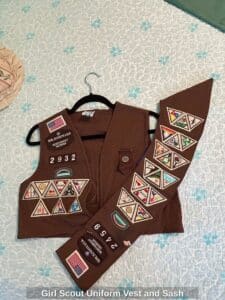 Girl-Scout-Uniform-Vest-and-Sash