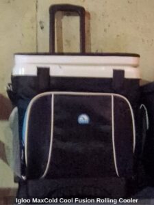Igloo-MaxCold-Cool-Fusion-Rolling-Cooler