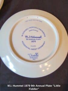 M.I.-Hummel-ninth-Annual-Plate-Little-Fiddler-second-image