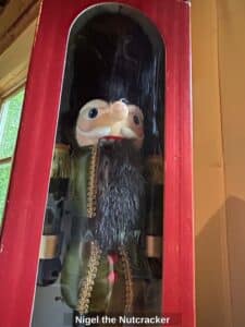 Nigel-the-Nutcracker-fourth-image