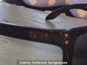 Oakley-Holbrook-Sunglasses-second-image