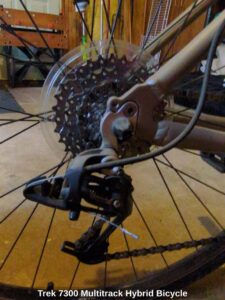 Trek-Multitrack-Hybrid-Bicycle-fifth-image