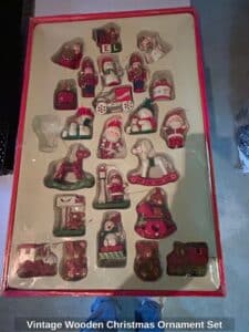 Vintage-Wooden-Christmas-Ornament-Set
