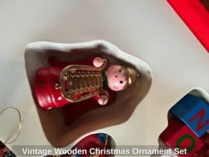 Vintage-Wooden-Christmas-Ornament-Set-fourth-image