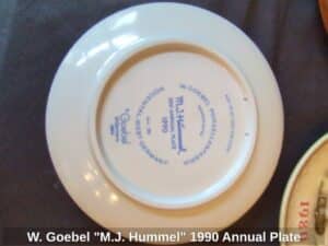 W.-Goebel-M.J.-Hummel-Annual-Plate-second-image