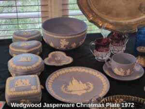 Wedgwood-Jasperware-Christmas-Plate