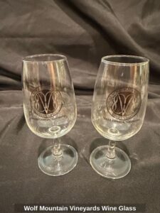 Wolf-Mountain-Vineyards-Wine-Glass-second-image