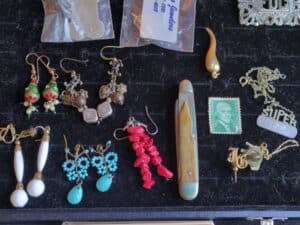 Assorted-Costume-Jewelry-Lot-1