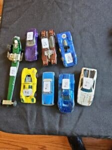 Assorted-Vintage-Die-Cast-Toy-Cars-Hot-Wheels-Matchbox-Tootsie-Toy-1