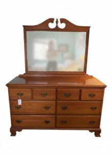 Ethan-Allen-Heirloom-Nutmeg-Maple-Nine-Drawer-Dresser-with-Mirror
