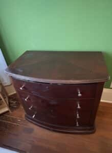 Federal-Style-Bow-Front-Chest-of-Drawers
