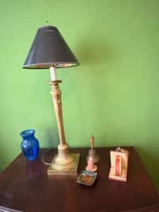 Vintage-Brass-Corinthian-Column-Table-Lamp-B