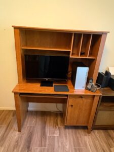 Sauder-Orchard-Hills-Computer-Desk-with-Hutch