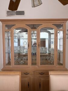 Oak-China-Cabinet-with-Mirrored-Back