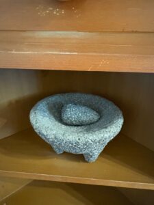 Traditional-Mexican-Molcajete-with-Tejolote