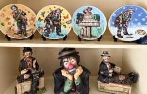 Clowns, African Safari-inspired Art, and MINT condition furniture!
