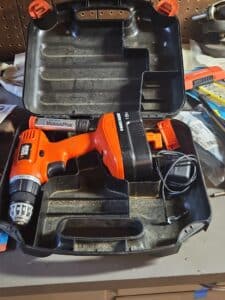 Black-Decker-V-Drill