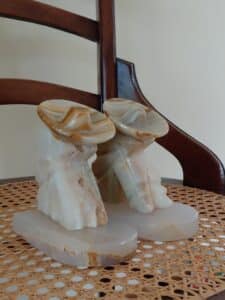 Carved-Onyx-Bookends-second-image