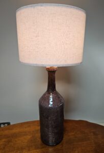 Ceramic-bottle-table-lamp-second-image