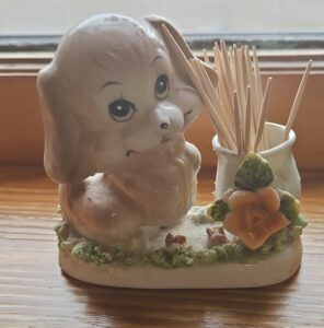 Ceramic-dog-toothpick-holder