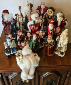 Collection-of-Santa-Claus-Figurines